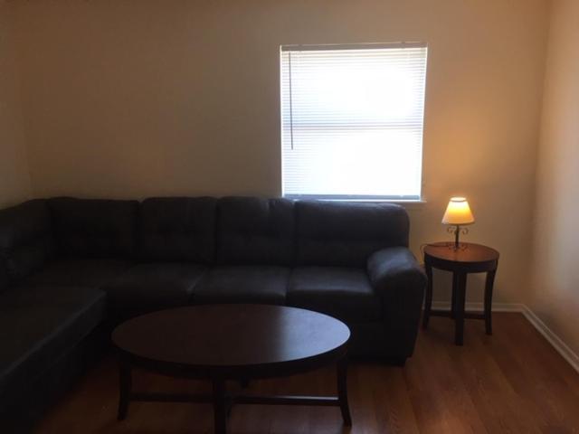 Fully Furnished Two Bedroom Apartment Lawton Exterior foto